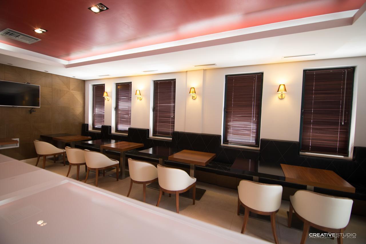 Hotel Flamingo Korce Esterno foto