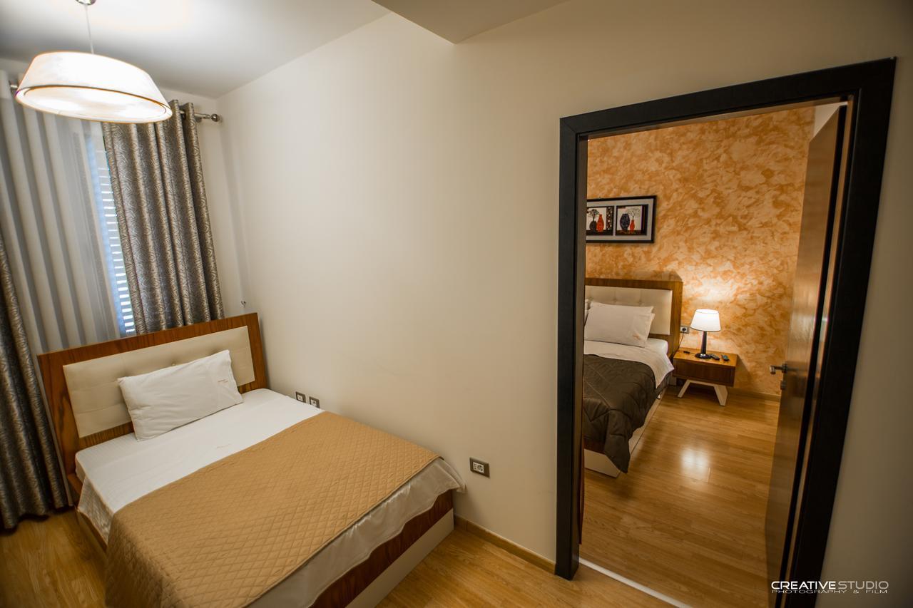 Hotel Flamingo Korce Esterno foto